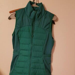 lululemon athletica Down for a Run vest, Green, size 10